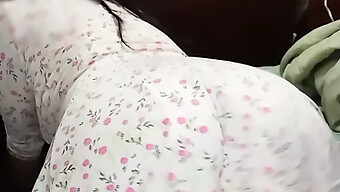 18+ Teen'S Masturbation Session Ends In Squirt